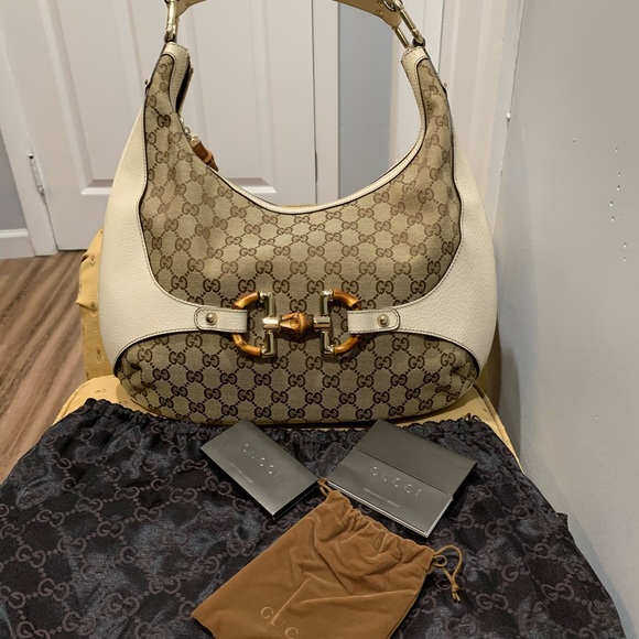 Gucci hobo bag.1 tiny stain. See pics.clean in/out - Picture 12 of 16